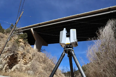 Trimble X12