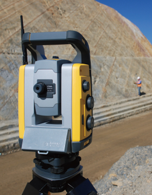 Trimble SPS730
